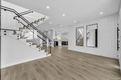 11342 River Road, Surrey, BC - Indoor Photo Showing Other Room