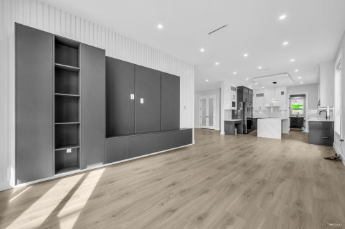 11342 River Road, Surrey, BC - Indoor
