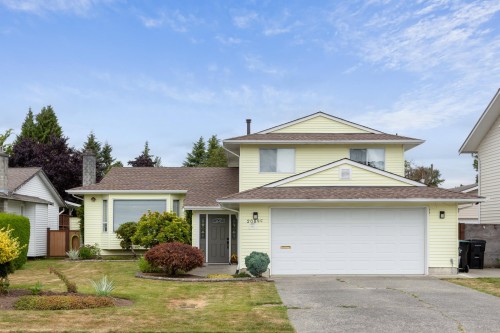 20895 51b Avenue  Langley, BC V3A 7K6