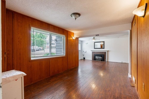 11380 75B Avenue, Delta, BC - Indoor With Fireplace