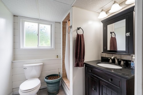 11380 75B Avenue, Delta, BC - Indoor Photo Showing Bathroom
