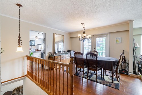 11380 75B Avenue, Delta, BC - Indoor Photo Showing Dining Room