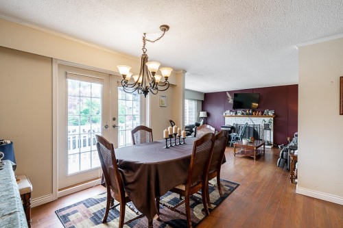 11380 75B Avenue, Delta, BC - Indoor Photo Showing Dining Room