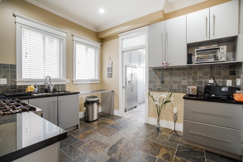 15075 70A Avenue, Surrey, BC 