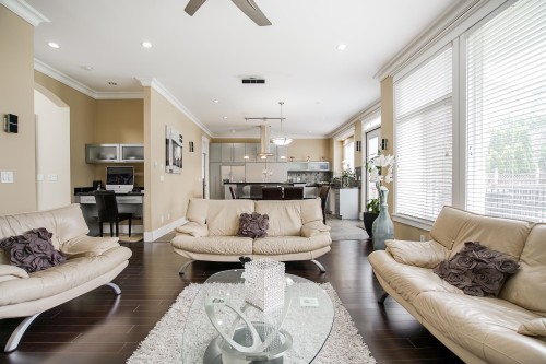 15075 70A Avenue, Surrey, BC 