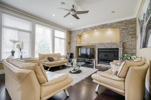 15075 70A Avenue, Surrey, BC 