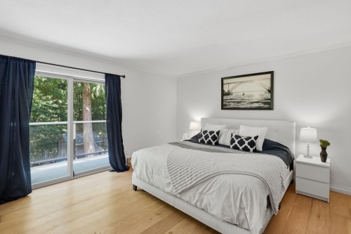 11779 Lyon Road, Delta, BC - Indoor Photo Showing Bedroom