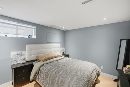 11779 Lyon Road, Delta, BC - Indoor Photo Showing Bedroom