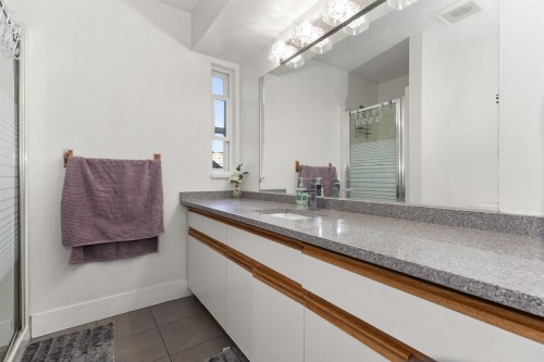 31279 Wagner Drive, Abbotsford, BC - Indoor Photo Showing Bathroom