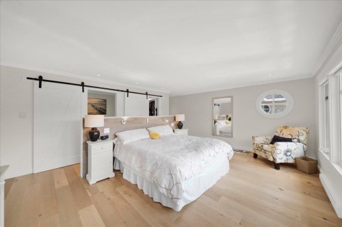 16063 8 Avenue, Surrey, BC - Indoor Photo Showing Bedroom