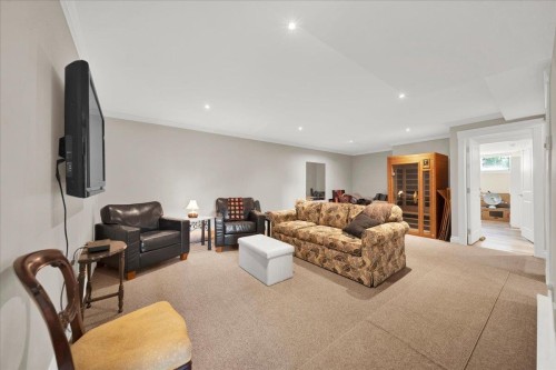 16063 8 Avenue, Surrey, BC - Indoor Photo Showing Other Room