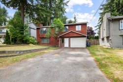 2235 152a Street Surrey, BC V4A 4P9