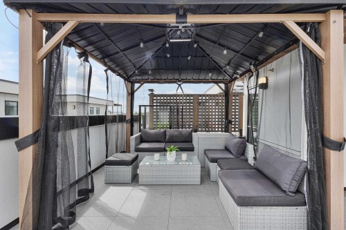 20-19749 55 Avenue, Langley, BC - Outdoor With Deck Patio Veranda With Exterior
