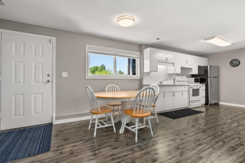 33580 5Th Avenue, Mission, BC - Indoor