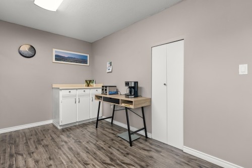33580 5Th Avenue, Mission, BC - Indoor