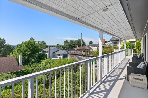 33580 5Th Avenue, Mission, BC - Outdoor With Exterior