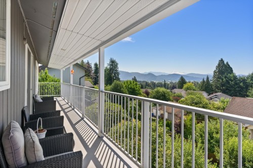33580 5Th Avenue, Mission, BC - Outdoor With Exterior