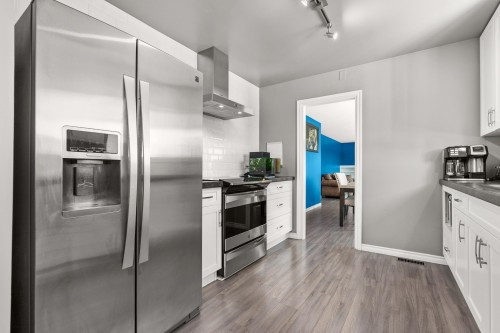 33580 5Th Avenue, Mission, BC - Indoor Photo Showing Kitchen With Upgraded Kitchen