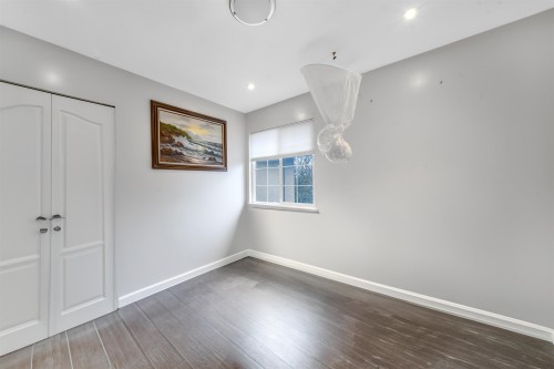 2595 Whatcom Place, Abbotsford, BC - Indoor Photo Showing Other Room