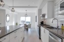 77-7381 Preston Boulevard, Mission, BC  - Indoor Photo Showing Kitchen With Double Sink With Upgraded Kitchen 