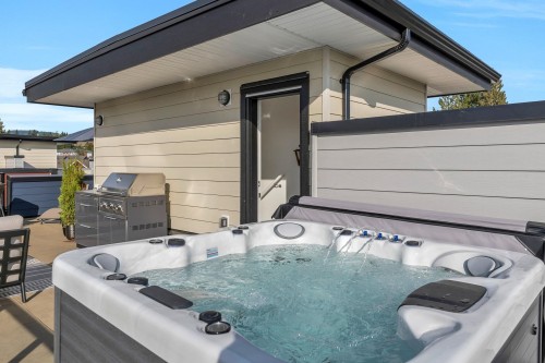 77-7381 Preston Boulevard, Mission, BC - Outdoor With Exterior