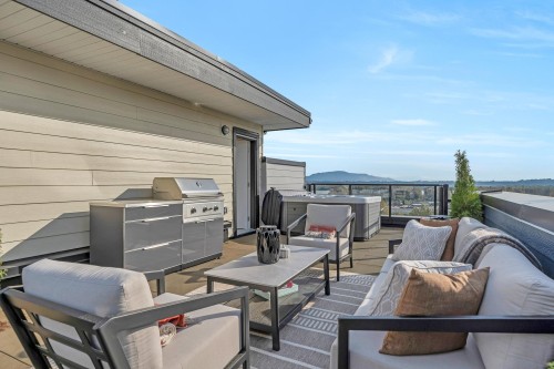77-7381 Preston Boulevard, Mission, BC - Outdoor With Deck Patio Veranda With Exterior