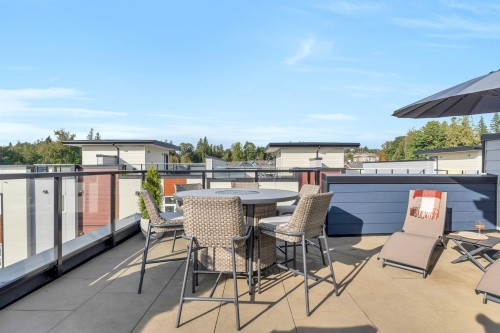 77-7381 Preston Boulevard, Mission, BC - Outdoor With Deck Patio Veranda With Exterior