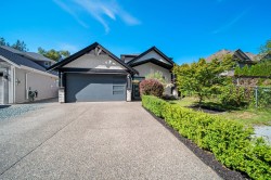 27247 33b Avenue Langley, BC V4W 4A6