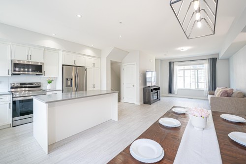 68-20180 84 Avenue, Langley, BC - Indoor Photo Showing Kitchen With Upgraded Kitchen
