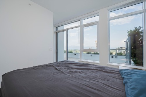 3801-10448 University Drive, Surrey, BC - Indoor Photo Showing Bedroom