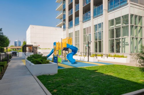 3801-10448 University Drive, Surrey, BC - Outdoor