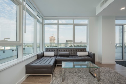 3801-10448 University Drive, Surrey, BC - Indoor