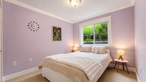 109-33599 2 Avenue, Mission, BC - Indoor Photo Showing Bedroom