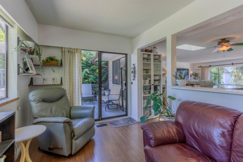 11307 83 Avenue, Delta, BC - Indoor