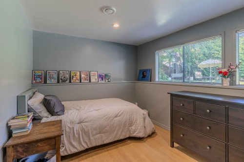 11307 83 Avenue, Delta, BC - Indoor Photo Showing Bedroom