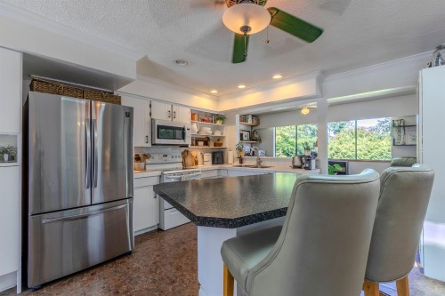 11307 83 Avenue, Delta, BC - Indoor