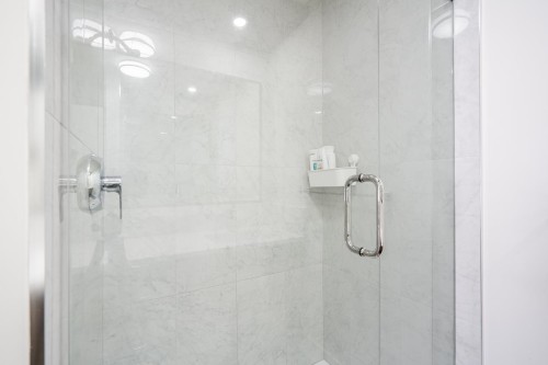 23-11556 72A Avenue, Delta, BC - Indoor Photo Showing Bathroom