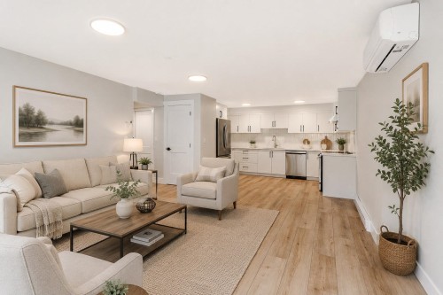 8336 Miller Crescent, Mission, BC - Indoor Photo Showing Living Room