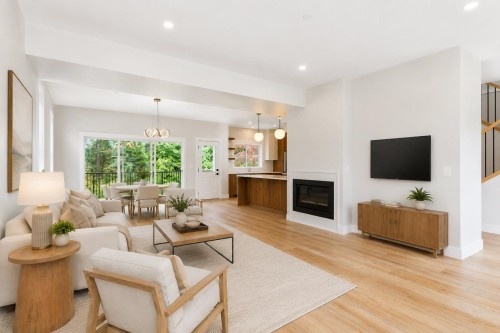 8336 Miller Crescent, Mission, BC - Indoor Photo Showing Living Room With Fireplace