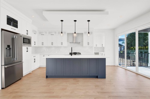 20884 48 Avenue, Langley, BC - Indoor Photo Showing Kitchen With Upgraded Kitchen