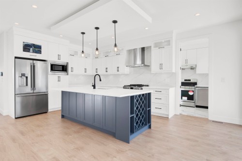 20884 48 Avenue, Langley, BC - Indoor Photo Showing Kitchen With Upgraded Kitchen