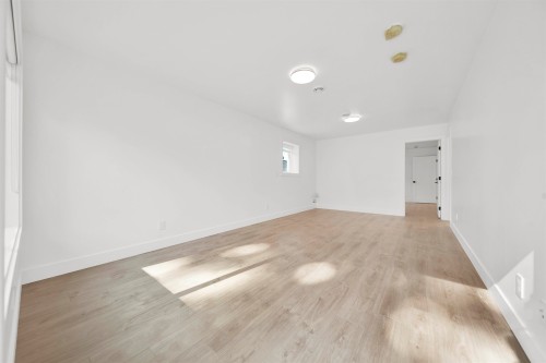 20884 48 Avenue, Langley, BC - Indoor Photo Showing Other Room