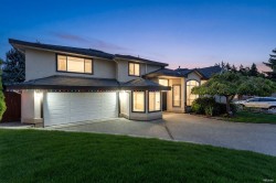 7882 165a Street Surrey, BC V3S 7V3
