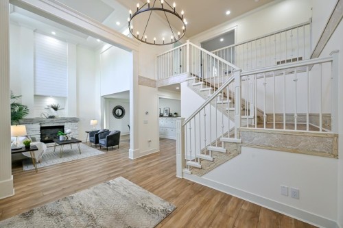 9709 Crown Crescent, Surrey, BC - Indoor Photo Showing Other Room