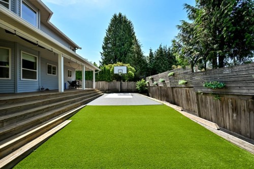 9709 Crown Crescent, Surrey, BC - Outdoor