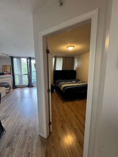 404-10899 University Drive, Surrey, BC - Indoor