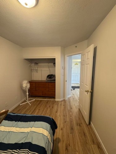 404-10899 University Drive, Surrey, BC - Indoor
