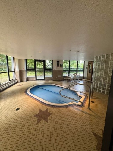 404-10899 University Drive, Surrey, BC - Indoor Photo Showing Other Room With In Ground Pool