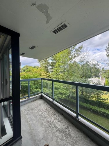 404-10899 University Drive, Surrey, BC - Outdoor With Balcony With Exterior