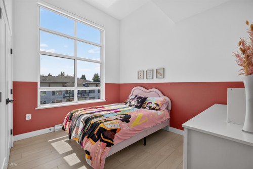 402-19945 Brydon Crescent, Langley, BC - Indoor Photo Showing Bedroom
